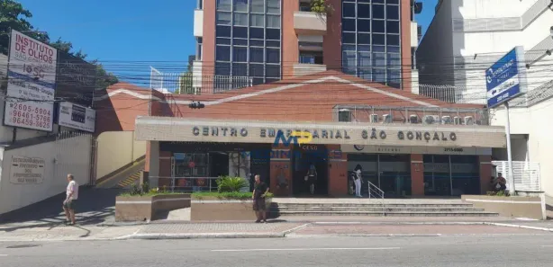 Sala Comercial à venda, 46m² no Centro, São Gonçalo