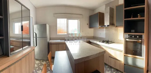 Sobrado com 3 Quartos para venda ou aluguel, 119m² no Vila Areao, Taubaté