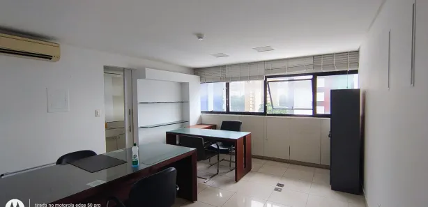 Sala Comercial com 3 Quartos para alugar, 90m² no Espinheiro, Recife