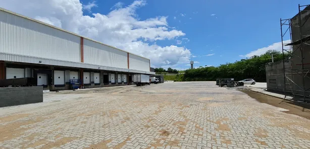 Galpão/Depósito/Armazém para alugar, 2500m² no , Simões Filho