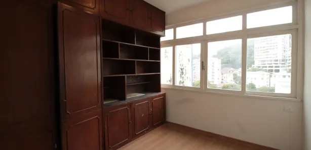 Apartamento com 4 Quartos para alugar, 115m² no Laranjeiras, Rio de Janeiro