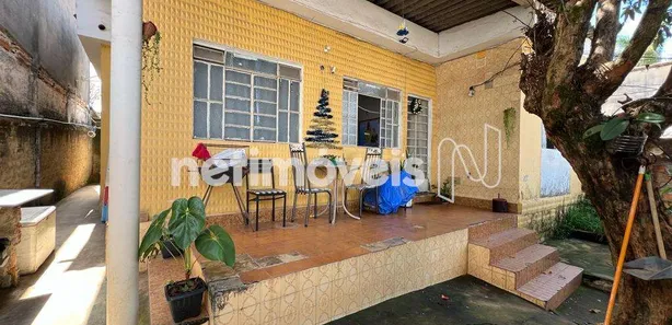 Casa com 3 Quartos à venda, 500m² no Monsenhor Messias, Belo Horizonte