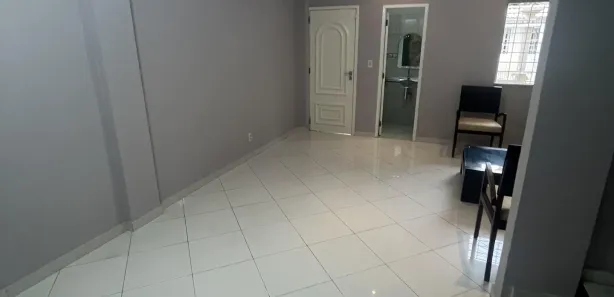 Sobrado com 3 Quartos para alugar, 200m² no São José Operário, Manaus