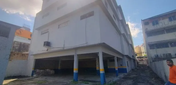 Prédio Residencial para alugar, 980m² no Chapada, Manaus
