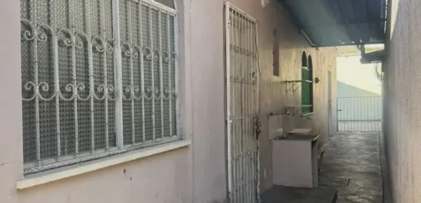 Casa com 3 Quartos para alugar, 300m² no Nossa Senhora das Graças, Manaus