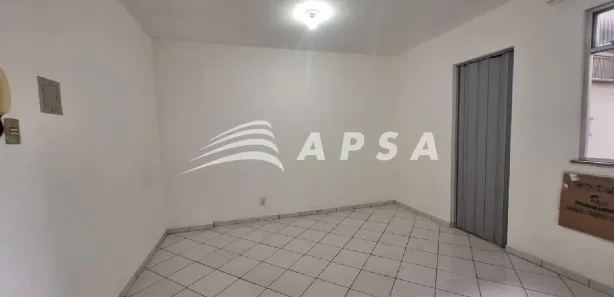 Kitnet com 1 Quarto para alugar, 27m² no Taquara, Rio de Janeiro