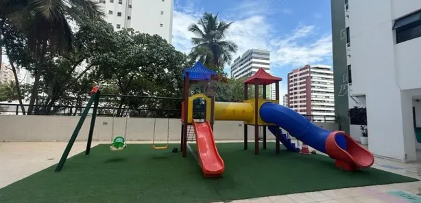 Apartamento com 4 Quartos para alugar, 134m² no Pituba, Salvador