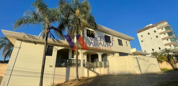 Casa com 5 Quartos para alugar, 700m² no Ingá Alto, Betim
