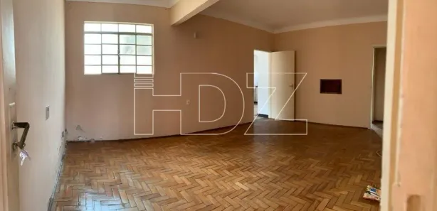 Casa com 3 Quartos à venda, 122m² no Vila Santana, Araraquara