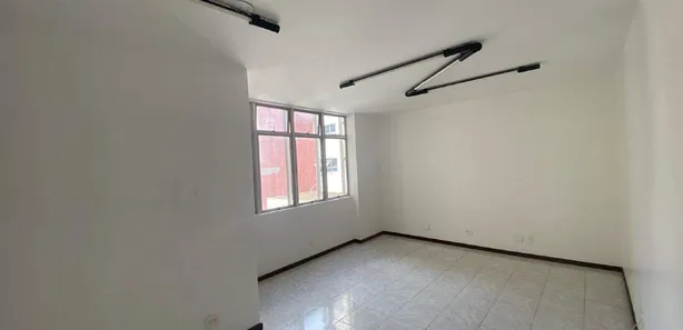 Sala Comercial à venda, 28m² no Santo Agostinho, Belo Horizonte