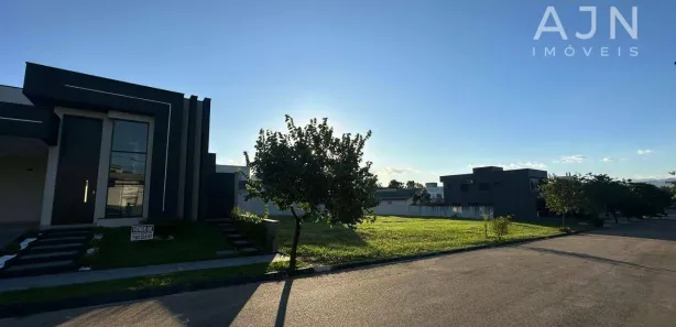 Lote/Terreno à venda, 300m² no Condomínio Terras do Vale, Caçapava