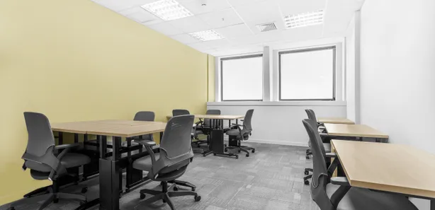 Sala Comercial para alugar, 100m² no Asa Norte, Brasília
