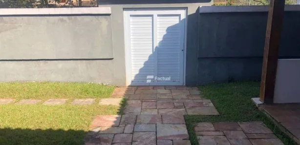 Casa com 3 Quartos para alugar, 250m² no Balneário Praia do Pernambuco, Guarujá