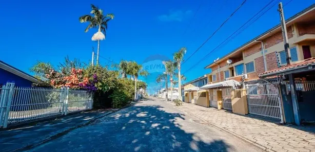 Apartamento com 2 Quartos à venda, 31m² no Saint Etiene, Matinhos