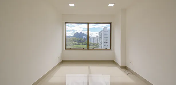 Ponto Comercial para alugar, 21m² no Barra Olímpica, Rio de Janeiro