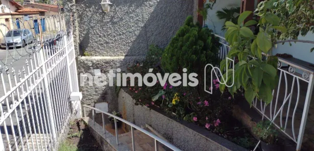 Casa com 3 Quartos à venda, 249m² no São Marcos, Belo Horizonte