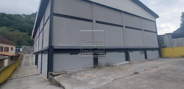 Galpão/Depósito/Armazém para alugar, 500m² no Quissama, Petrópolis