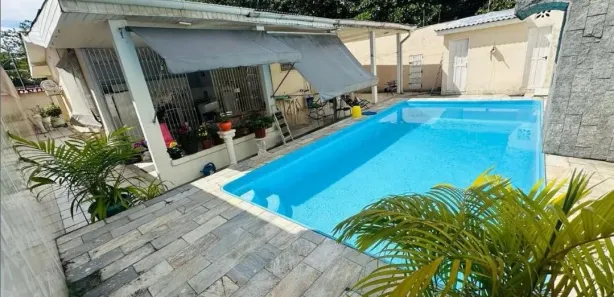 Casa com 3 Quartos à venda, 250m² no Adrianópolis, Manaus