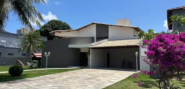 Casa de Condomínio com 4 Quartos para venda ou aluguel, 480m² no Candelária, Natal