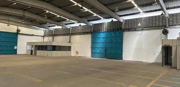 Galpão/Depósito/Armazém para alugar, 750m² no Pirajá, Salvador