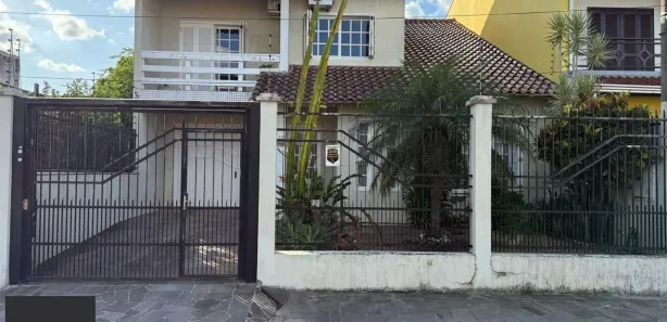 Sobrado com 4 Quartos à venda, 187m² no Vila Márcia, Cachoeirinha