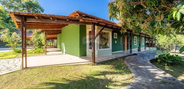 Casa com 5 Quartos à venda, 1870m² no Park Way, Brasília