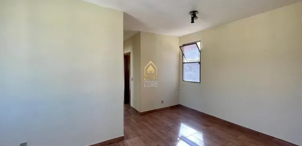 Apartamento com 3 Quartos para alugar, 82m² no Heliópolis, Belo Horizonte