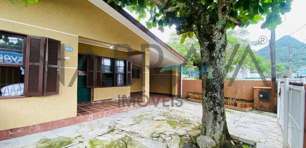 Casa com 3 Quartos à venda, 300m² no Centro, Matinhos