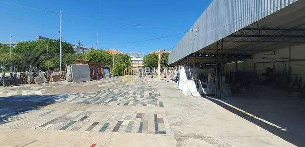 Prédio Comercial para alugar, 2700m² no Centro, Eldorado do Sul