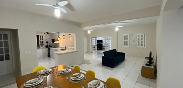 Casa com 4 Quartos para alugar, 190m² no Balneário Praia do Pernambuco, Guarujá