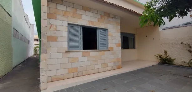 Casa com 2 Quartos para alugar, 80m² no Centro, Arraial do Cabo