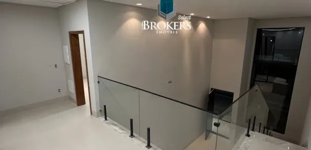 Sobrado com 3 Quartos à venda, 249m² no Vila Rosa, Goiânia
