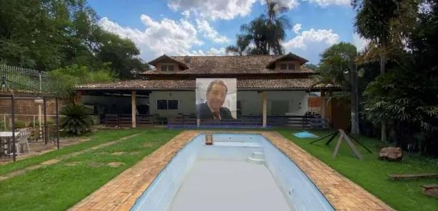 Casa com 4 Quartos para venda ou aluguel, 780m² no Chácara dos Junqueiras, Carapicuíba