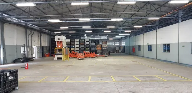 Galpão/Depósito/Armazém para venda ou aluguel, 9900m² no , Simões Filho