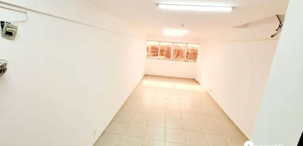 Sala Comercial para alugar, 32m² no Centro, Nova Iguaçu