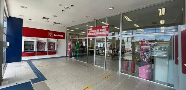 Ponto Comercial para venda ou aluguel, 800m² no Arraial do Retiro, Salvador