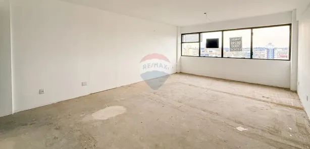 Sala Comercial à venda, 45m² no Centro, Canoas