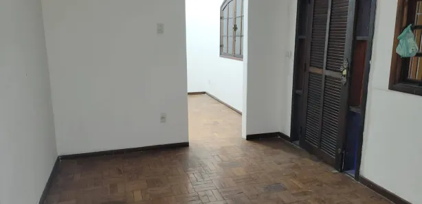 Casa com 4 Quartos para venda ou aluguel, 600m² no Campo Grande, Rio de Janeiro
