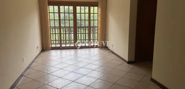 Apartamento com 2 Quartos para venda ou aluguel, 80m² no Nogueira, Petrópolis