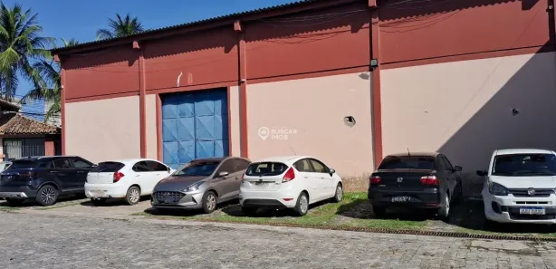 Galpão/Depósito/Armazém para alugar, 200m² no Buraquinho, Lauro de Freitas