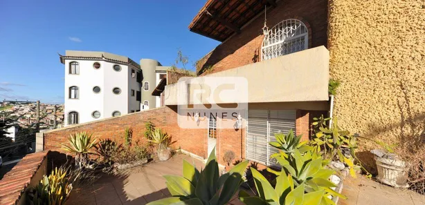 Casa com 4 Quartos à venda, 458m² no São Lucas, Belo Horizonte