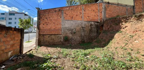 Lote/Terreno à venda, 230m² no Diamante (Barreiro), Belo Horizonte