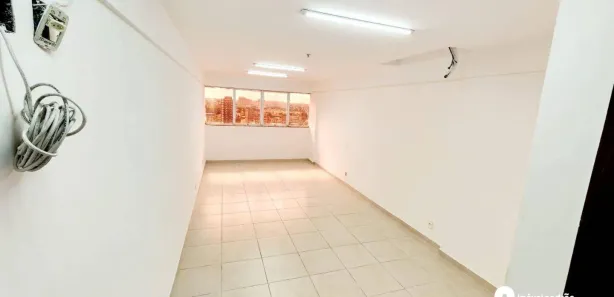 Sala Comercial para alugar, 32m² no Centro, Nova Iguaçu