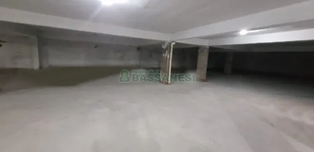 Ponto Comercial à venda, 315m² no Kayser, Caxias do Sul