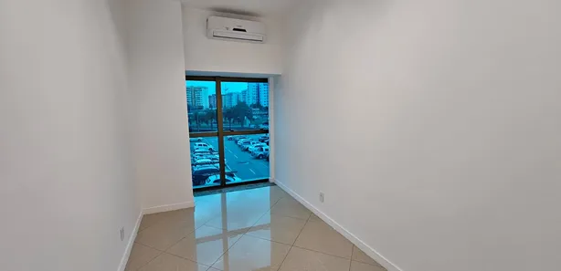 Sala Comercial para alugar, 160m² no Barra Olímpica, Rio de Janeiro
