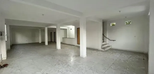 Ponto Comercial para alugar, 130m² no Vila Laura, Salvador