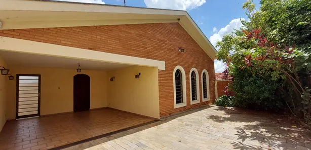 Casa com 4 Quartos à venda, 320m² no Vila Yamada, Araraquara