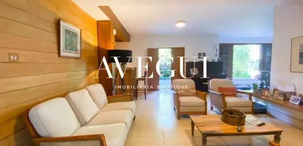 Casa com 4 Quartos à venda, 218m² no Humaitá, Rio de Janeiro