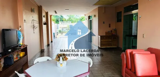 Casa com 3 Quartos à venda, 612m² no Chapada, Manaus