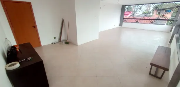 Sala Comercial para alugar, 50m² no Parque 10 de Novembro, Manaus